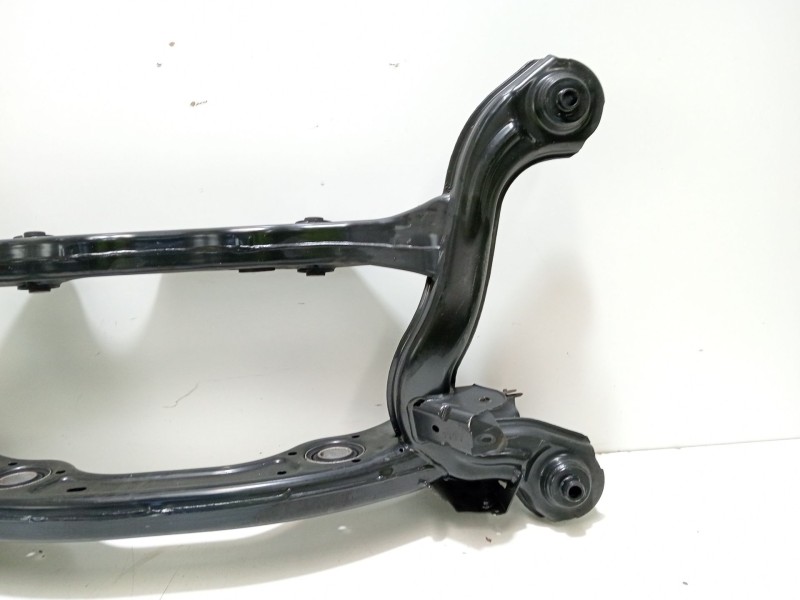 Recambio de puente trasero para mercedes-benz clase a sedán (v177) amg a 35 4-matic (177.151) referencia OEM IAM A2473500301  