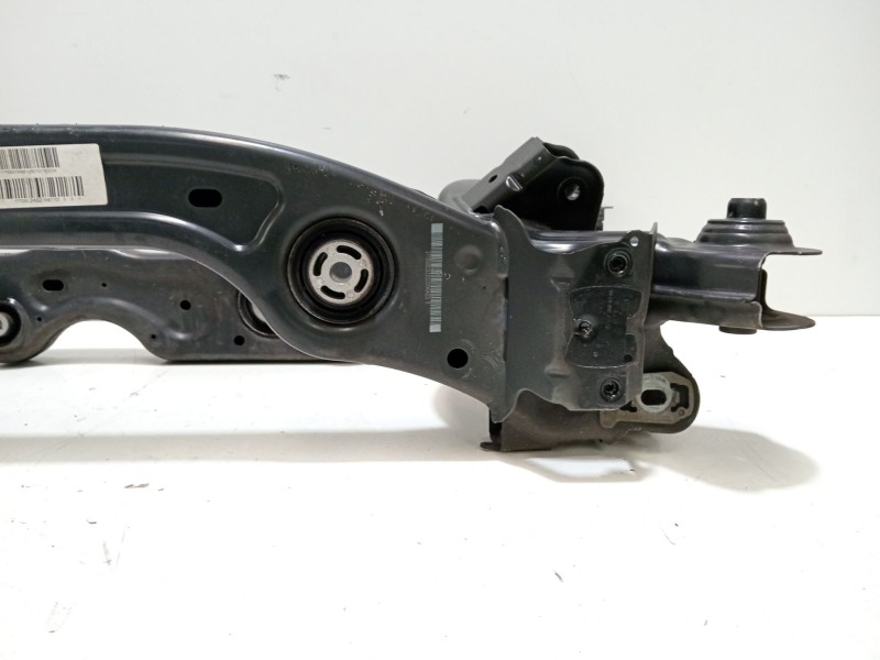 Recambio de puente trasero para mercedes-benz clase a sedán (v177) amg a 35 4-matic (177.151) referencia OEM IAM A2473500301  