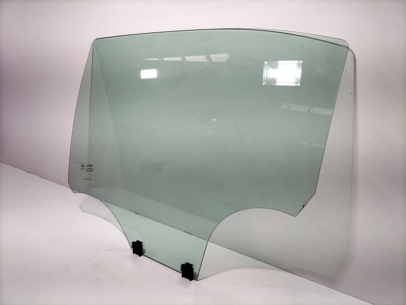 Recambio de luna trasera izquierda para citroën c3 / c3 origin iii (sx) 1.5 bluehdi 100 (sxyhyp, sxyhtu) referencia OEM IAM yh01