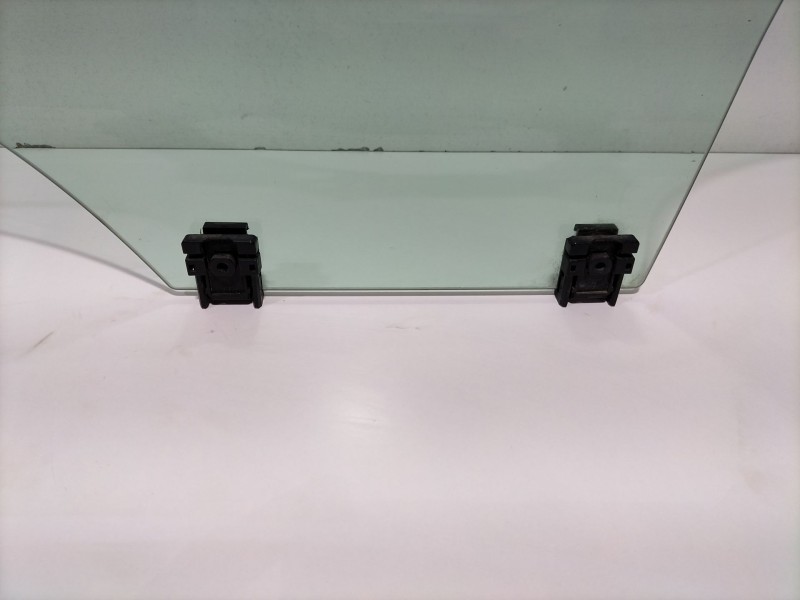 Recambio de luna trasera izquierda para citroën c3 / c3 origin iii (sx) 1.5 bluehdi 100 (sxyhyp, sxyhtu) referencia OEM IAM yh01