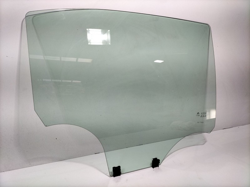 Recambio de luna trasera derecha para citroën c3 / c3 origin iii (sx) 1.5 bluehdi 100 (sxyhyp, sxyhtu) referencia OEM IAM yh01  