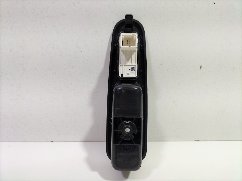 Recambio de botonera elevalunas para citroën c3 / c3 origin iii (sx) 1.5 bluehdi 100 (sxyhyp, sxyhtu) referencia OEM IAM 9800733