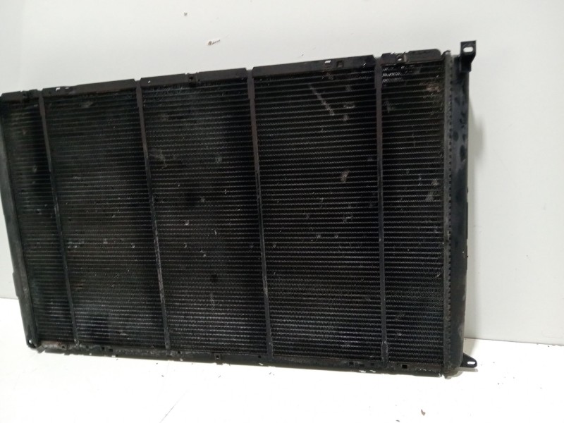 Recambio de radiador agua para renault master desde ´98 base, caja cerrada l1h1 rs 3078 referencia OEM IAM S8U772  