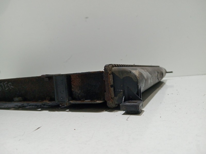 Recambio de radiador agua para renault master desde ´98 base, caja cerrada l1h1 rs 3078 referencia OEM IAM S8U772  