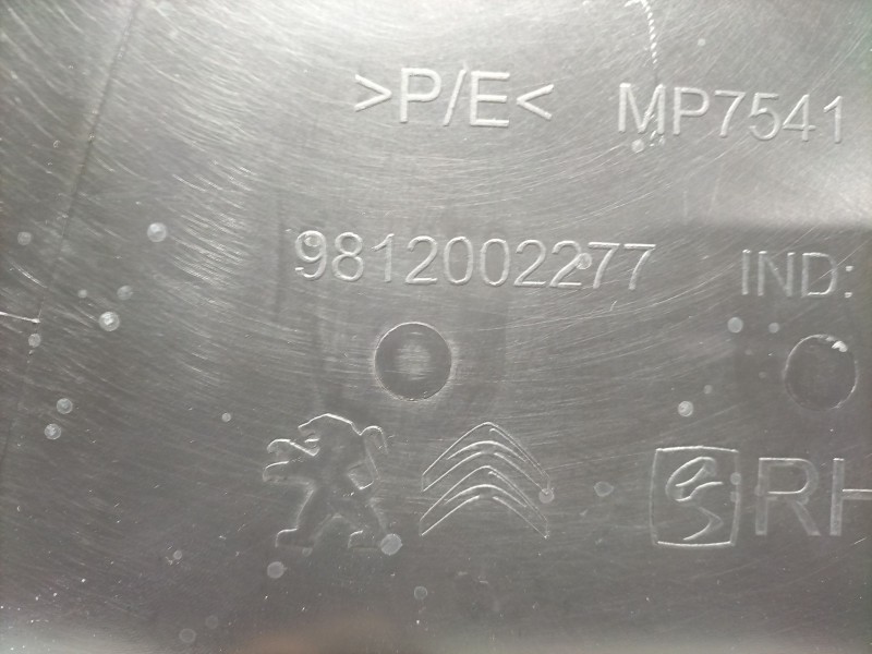 Recambio de moldura para citroën c3 / c3 origin iii (sx) 1.5 bluehdi 100 (sxyhyp, sxyhtu) referencia OEM IAM 9812002277  