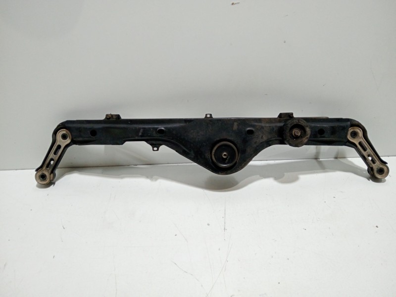 Recambio de travesaño inferior para seat ibiza (6k1) select referencia OEM IAM 6K0198203  