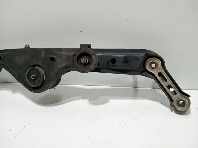 Recambio de travesaño inferior para seat ibiza (6k1) select referencia OEM IAM 6K0198203  