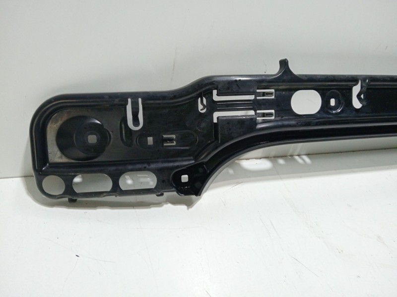 Recambio de molduras traseras para bmw serie 5 berlina (e60) 520d referencia OEM IAM 51127056343  