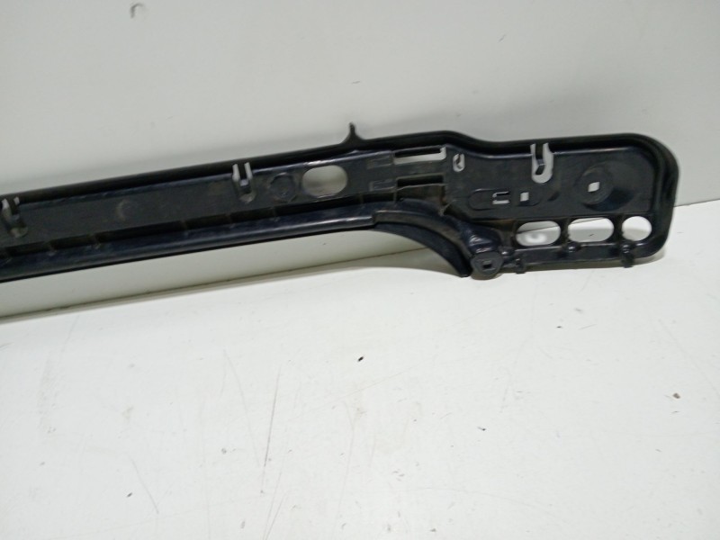 Recambio de molduras traseras para bmw serie 5 berlina (e60) 520d referencia OEM IAM 51127056343  