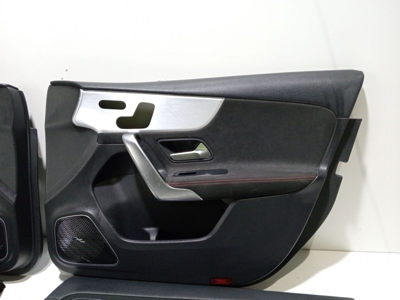 Recambio de juego asientos completo para mercedes-benz clase a sedán (v177) amg a 35 4-matic (177.151) referencia OEM IAM M260.9