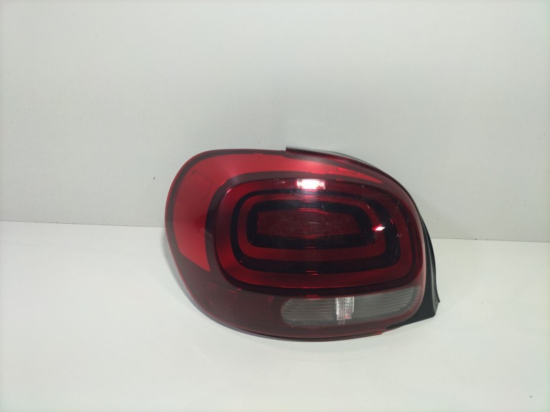 Recambio de piloto trasero izquierdo para citroën c3 / c3 origin iii (sx) 1.5 bluehdi 100 (sxyhyp, sxyhtu) referencia OEM IAM 98