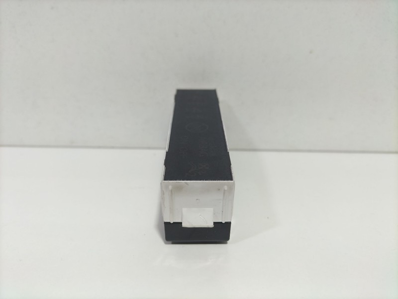 Recambio de modulo electronico para citroën c3 / c3 origin iii (sx) 1.5 bluehdi 100 (sxyhyp, sxyhtu) referencia OEM IAM 98252053