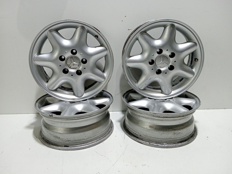 Recambio de juego llantas para mercedes-benz clase c (w203) berlina 200 cdi (203.004) referencia OEM IAM 2034010002  