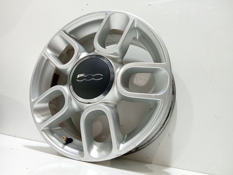 Recambio de llanta para fiat 500 referencia OEM IAM 51791160  