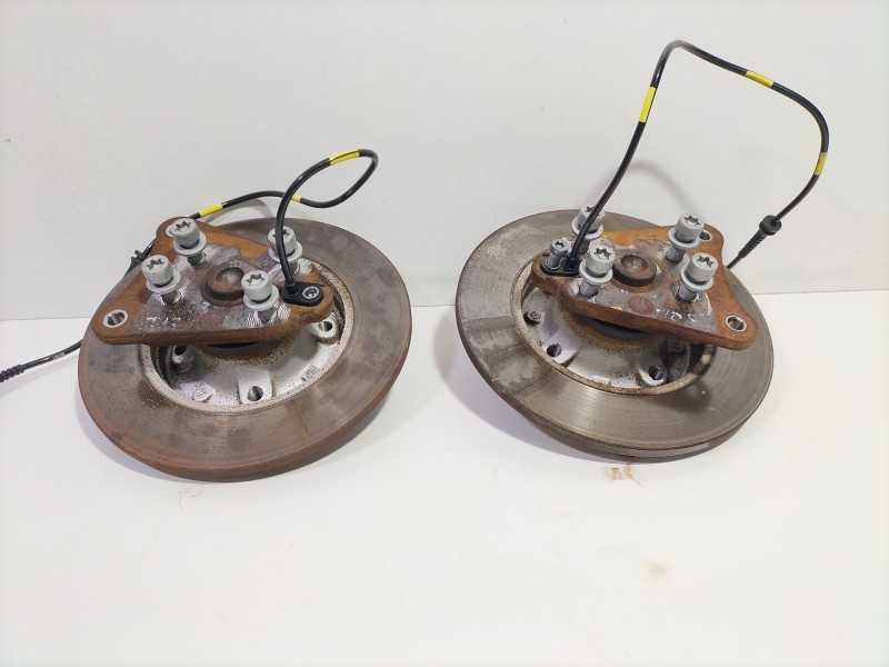 Recambio de disco freno trasero para citroën c3 / c3 origin iii (sx) 1.5 bluehdi 100 (sxyhyp, sxyhtu) referencia OEM IAM yh01  