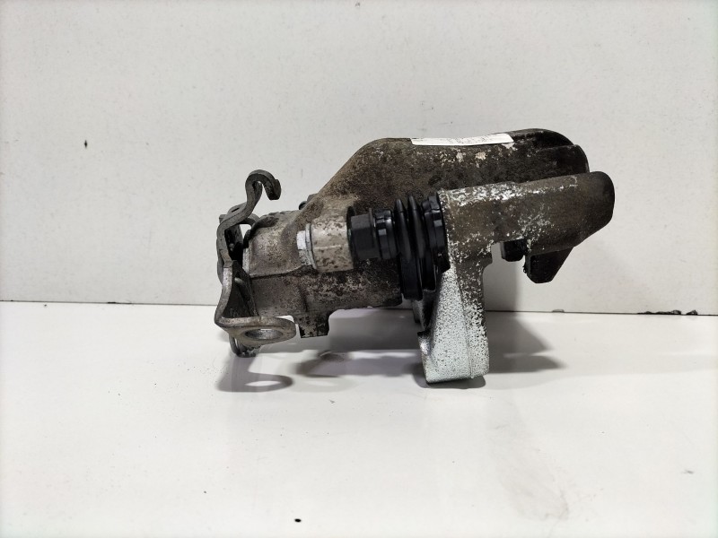 Recambio de pinza freno trasera derecha para citroën c3 / c3 origin iii (sx) 1.5 bluehdi 100 (sxyhyp, sxyhtu) referencia OEM IAM