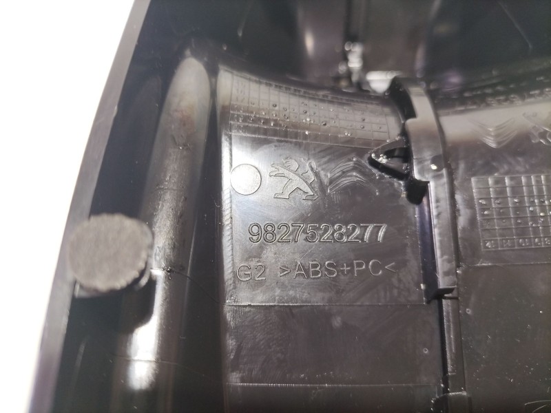 Recambio de moldura para citroën c3 / c3 origin iii (sx) 1.5 bluehdi 100 (sxyhyp, sxyhtu) referencia OEM IAM 9827528277  