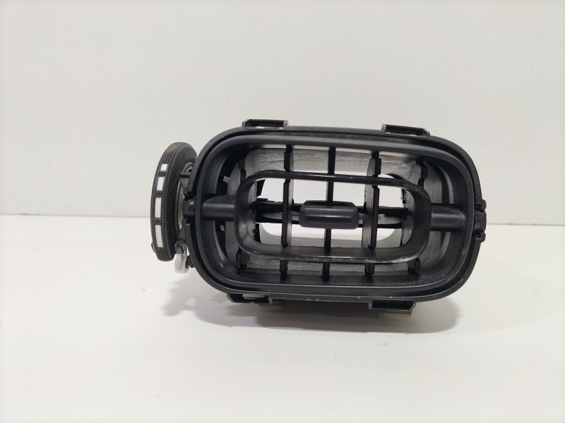 Recambio de rejilla aireadora para citroën c3 / c3 origin iii (sx) 1.5 bluehdi 100 (sxyhyp, sxyhtu) referencia OEM IAM T14014317