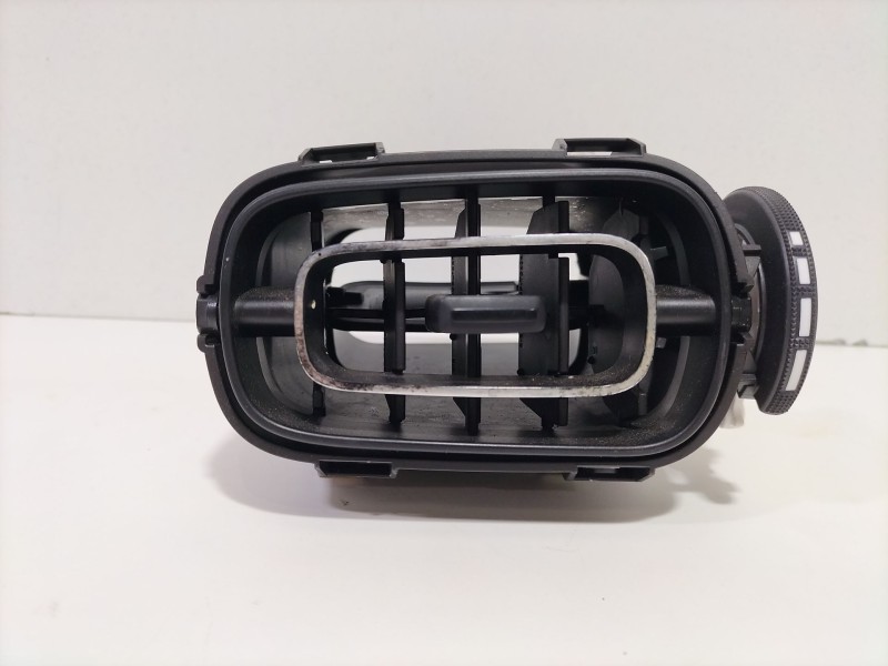 Recambio de rejilla aireadora para citroën c3 / c3 origin iii (sx) 1.5 bluehdi 100 (sxyhyp, sxyhtu) referencia OEM IAM T14013317