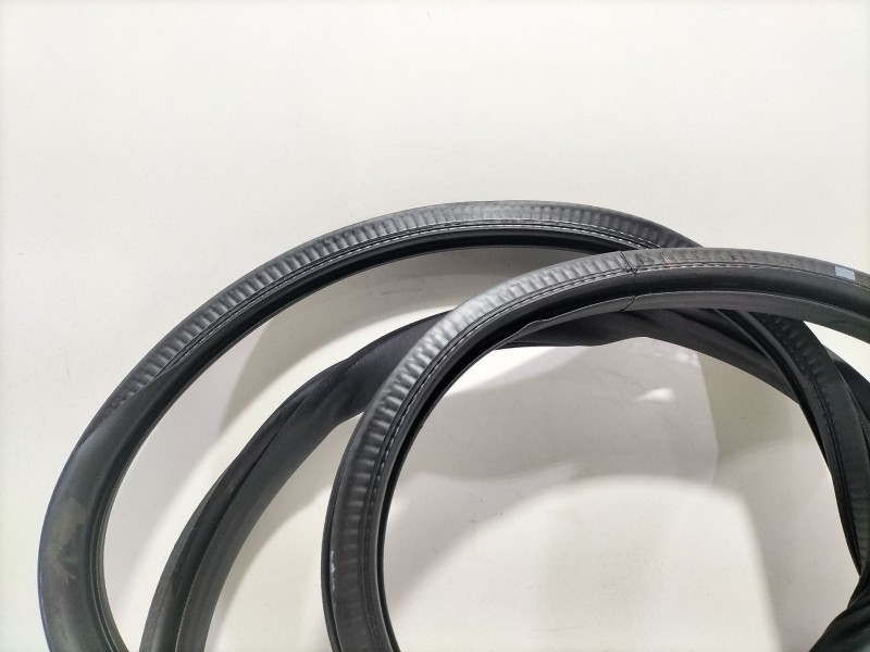 Recambio de gomas contorno puerta para citroën c3 / c3 origin iii (sx) 1.5 bluehdi 100 (sxyhyp, sxyhtu) referencia OEM IAM 98120