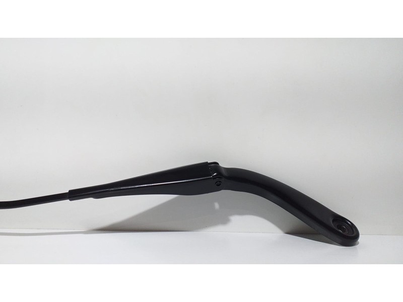 Recambio de brazo limpia delantero derecho para bmw serie 1 lim. (f20) m135i xdrive referencia OEM IAM 61617239520 60793 