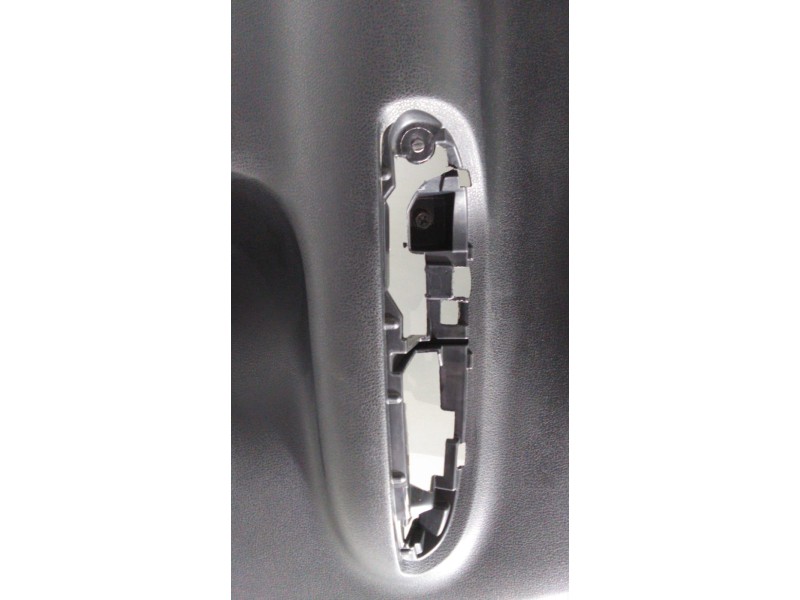 Recambio de guarnecido puerta trasera izquierda para nissan juke (f15) acenta referencia OEM IAM 829231KB0A 47527 