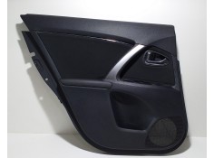 Recambio de guarnecido puerta trasera izquierda para toyota avensis cross sport (t27) comfort referencia OEM IAM 6778805010 5528