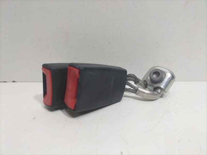 Recambio de anclaje cinturon central para seat leon (1p1) comfort limited referencia OEM IAM 1K0857739H 84330 