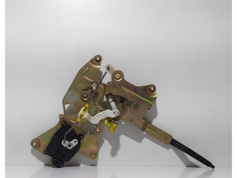 Recambio de cerradura puerta lateral derecha para hyundai h 1 starex h 1 starex crdi referencia OEM IAM D4CB 65734 