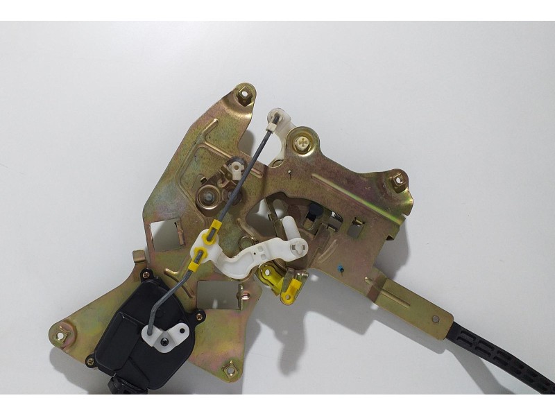 Recambio de cerradura puerta lateral derecha para hyundai h 1 starex h 1 starex crdi referencia OEM IAM D4CB 65734 