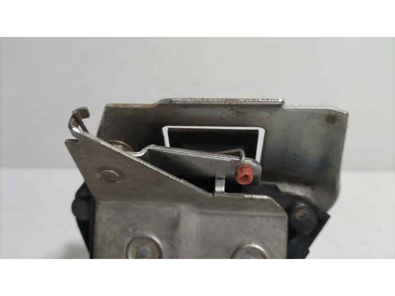 Recambio de cerradura puerta lateral derecha para citroën berlingo first combi 1,6 hdi 75 sx referencia OEM IAM 913877 80793 