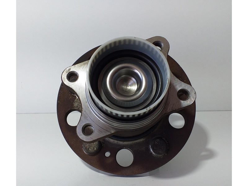 Recambio de buje para hyundai i40 comfort referencia OEM IAM D4FD 75126 R