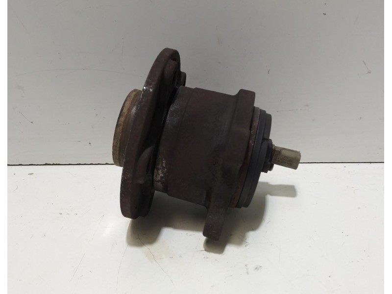 Recambio de buje para volvo xc60 2.4 diesel cat referencia OEM IAM D5244T14 77254 