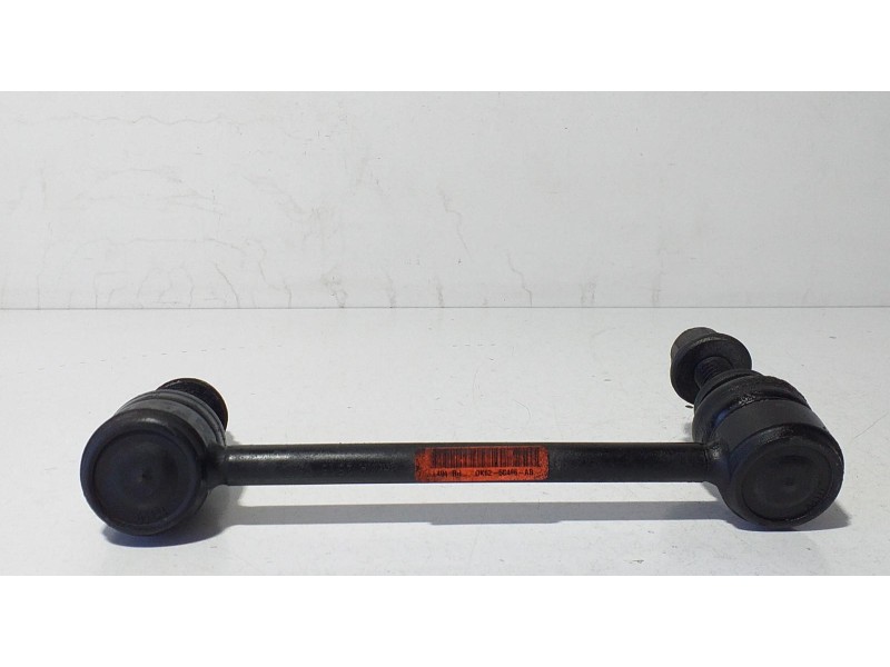 Recambio de bieleta estabilizadora trasera derecha para land rover range rover sport autobiography hybrid referencia OEM IAM DK6