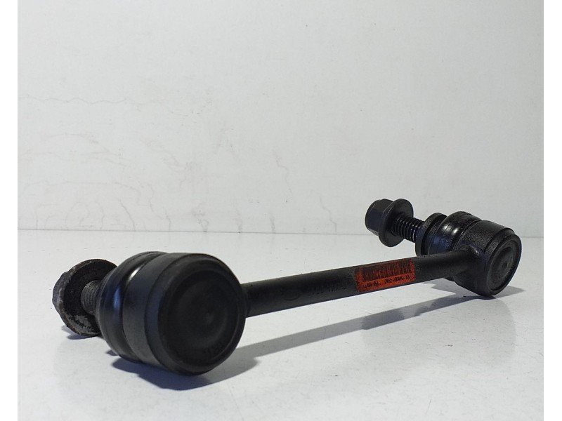 Recambio de bieleta estabilizadora trasera derecha para land rover range rover sport autobiography hybrid referencia OEM IAM DK6