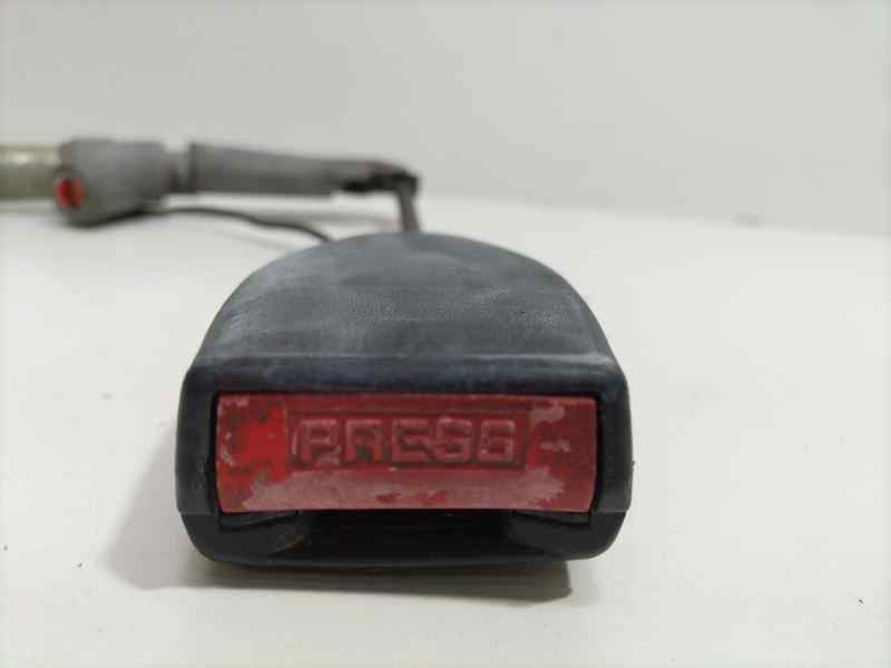 Recambio de anclaje cinturon delantero izquierdo para renault megane ii coupe/cabrio confort authentique referencia OEM IAM F9QD