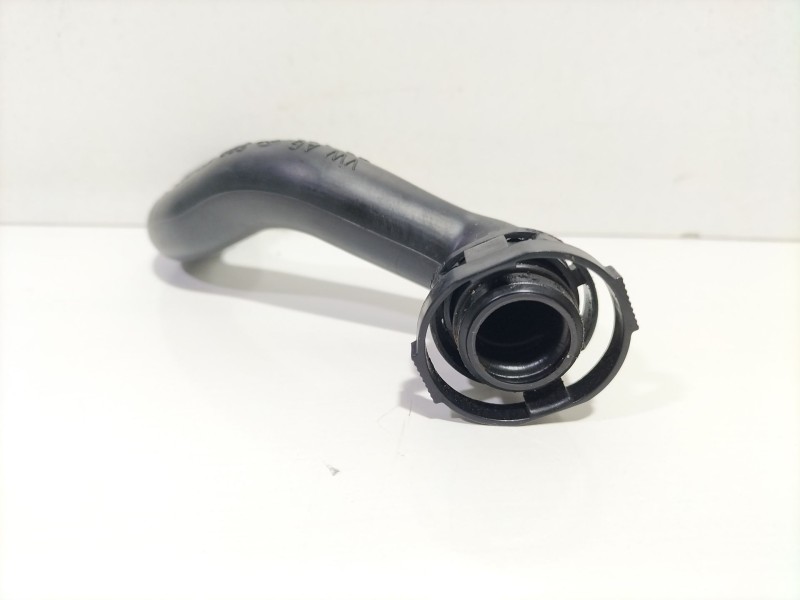 Recambio de tubo para audi a3 sportback (8va) ambiente referencia OEM IAM 5Q0129637  