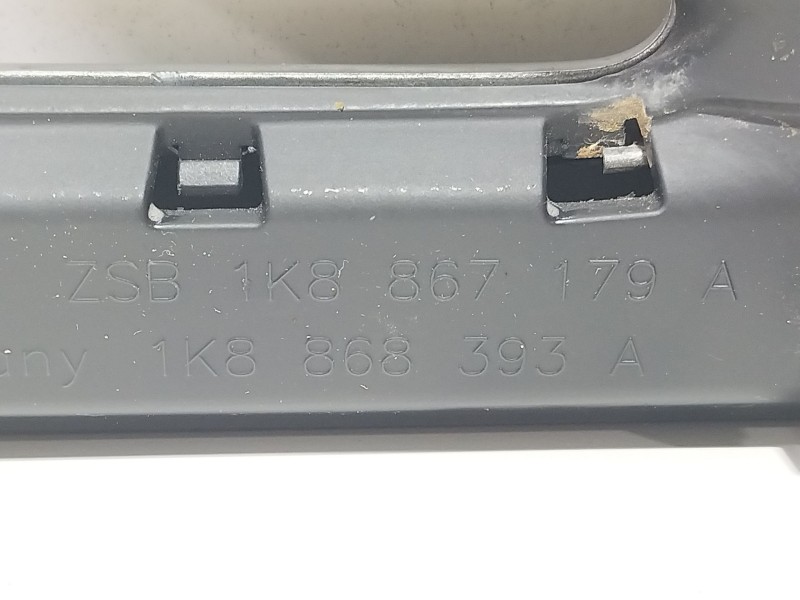 Recambio de moldura para volkswagen scirocco (137) 1.4 tsi (118kw) referencia OEM IAM 1K8868393A  