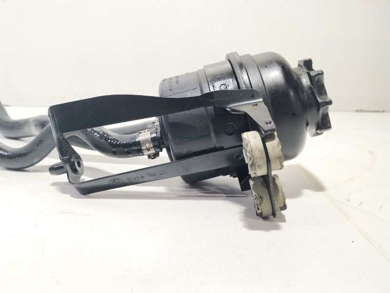 Recambio de deposito servo para bmw serie 5 berlina (e60) 520d referencia OEM IAM 1097164  