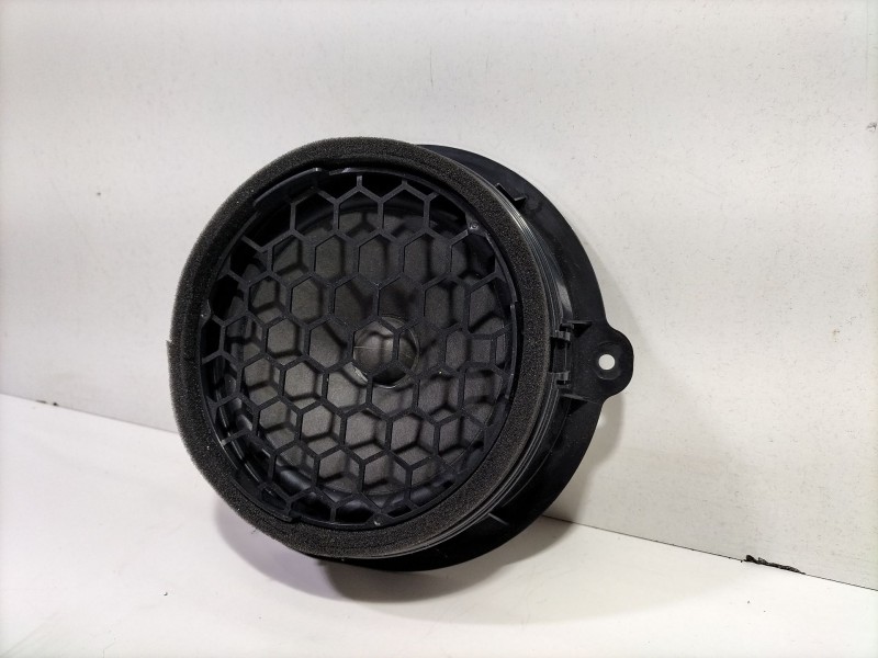 Recambio de altavoz para audi a3 sportback (8va) ambiente referencia OEM IAM 8V4035411  