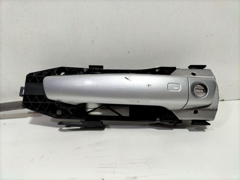 Recambio de maneta exterior delantera izquierda para audi a3 sportback (8va) ambiente referencia OEM IAM CLH  