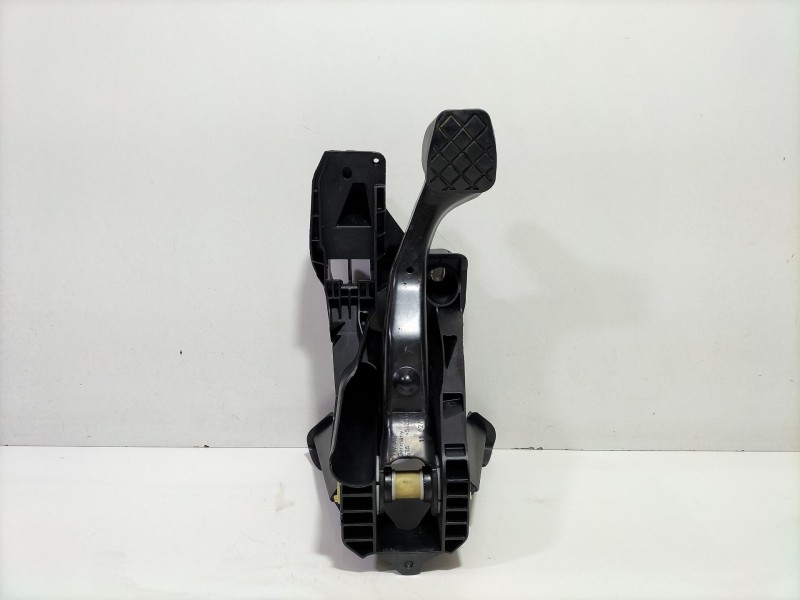 Recambio de pedal freno para audi a3 sportback (8va) ambiente referencia OEM IAM 5Q1721058AL  