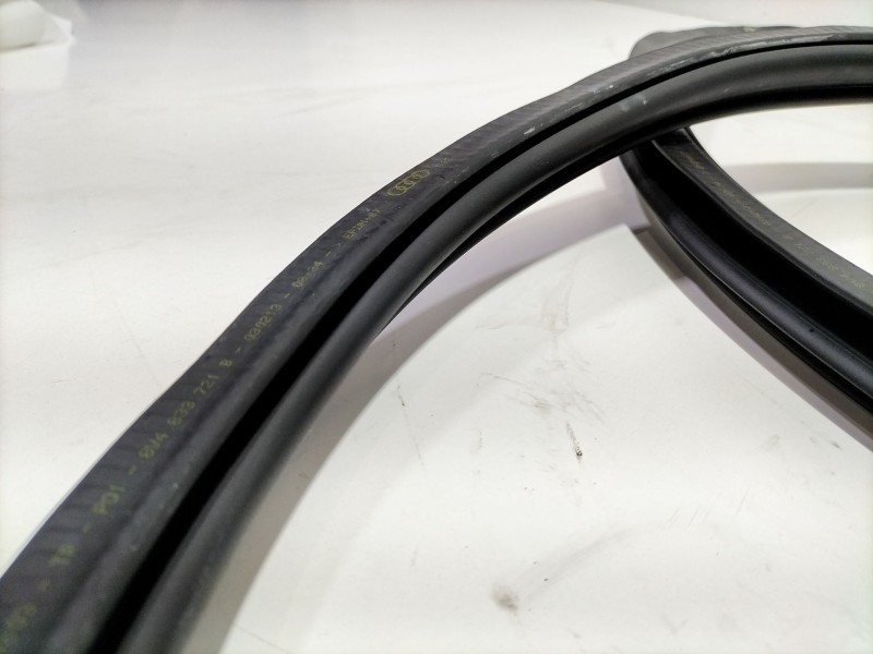 Recambio de gomas contorno puerta para audi a3 sportback (8va) ambiente referencia OEM IAM 8V4833721  