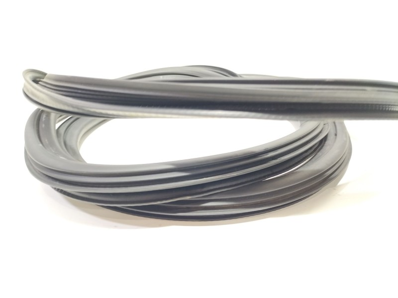 Recambio de gomas contorno puerta para audi a3 sportback (8va) ambiente referencia OEM IAM 8V4831721  