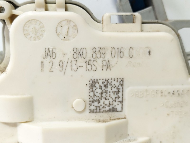 Recambio de cerradura puerta trasera derecha para audi a3 sportback (8va) ambiente referencia OEM IAM 8K0839016C  