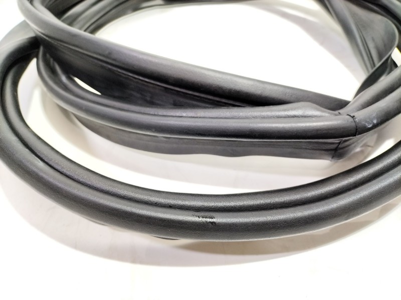 Recambio de goma contorno para audi a3 sportback (8va) ambiente referencia OEM IAM   