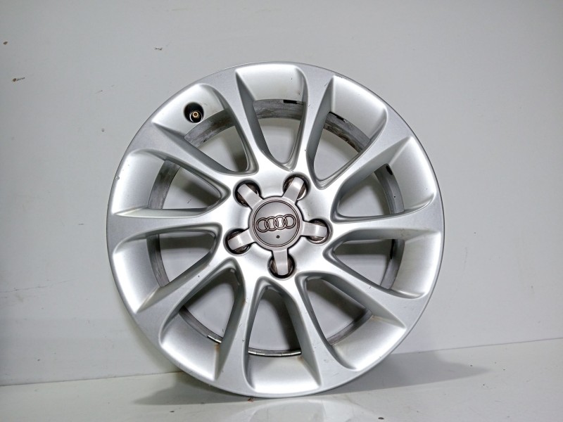 Recambio de juego llantas para audi a3 sportback (8va) ambiente referencia OEM IAM 8V0601026  