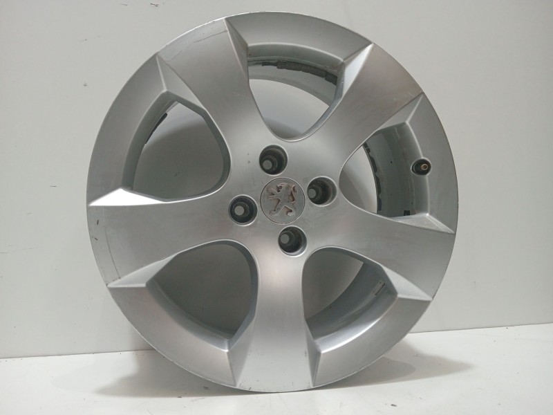 Recambio de juego llantas para peugeot 3008 confort referencia OEM IAM 9673738677  