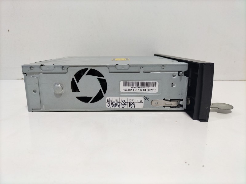 Recambio de sistema audio / radio cd para audi q7 (4l) 3.0 tdi v6 advance quattro (176kw) referencia OEM IAM 4L0035646A  