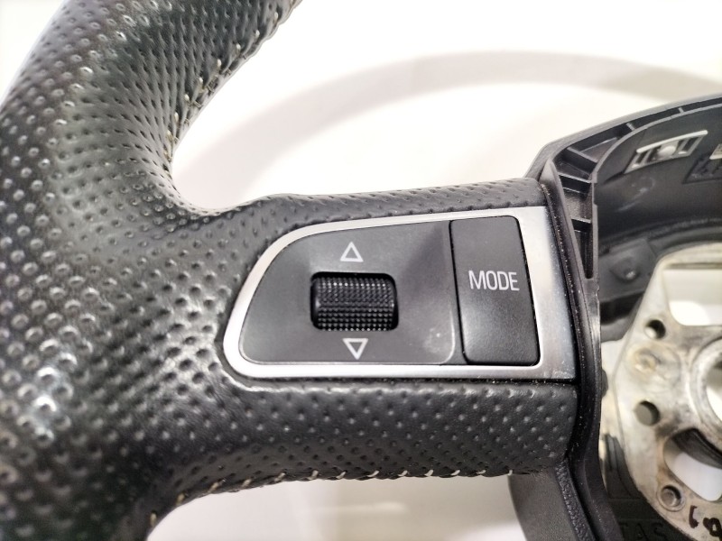 Recambio de volante multifuncion para audi q7 (4l) 3.0 tdi v6 advance quattro (176kw) referencia OEM IAM 62303002A  